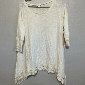 Sun & Shadow lace top NWT​​​​